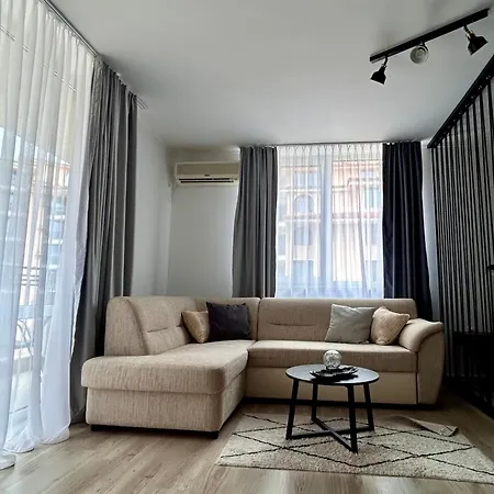 Karolina 65 Apartament Słoneczny Brzeg