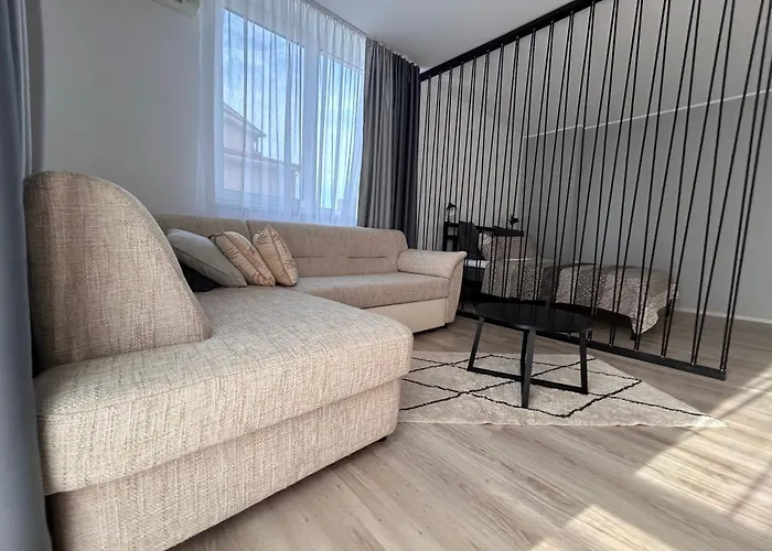 Karolina 65 Słoneczny Brzeg